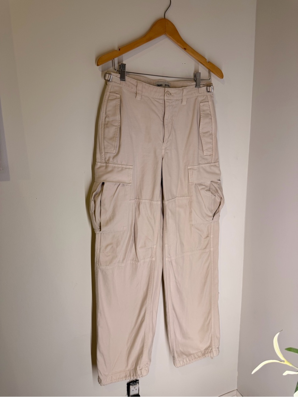 TNA long Beige Cargo Pants adjustable